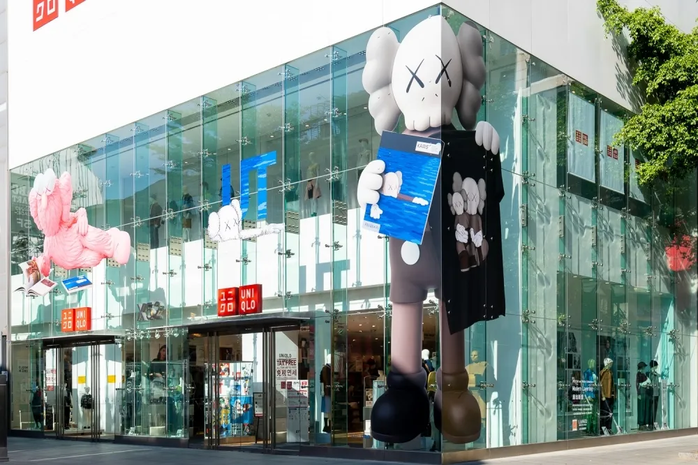 UNIQLO ╳ KAWS 再次推出全新聯名系列！販售日、完整品項一次看