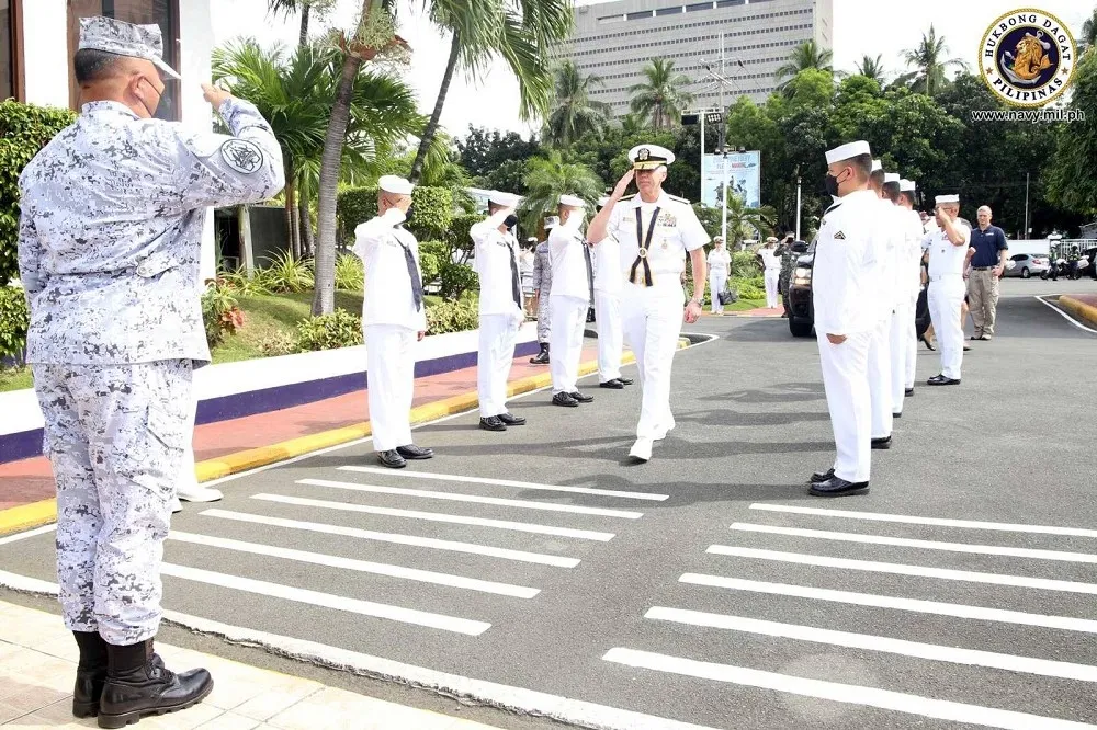 美軍第七艦隊司令強調在南海要鋤強扶弱　制止中國的「侵略行徑」