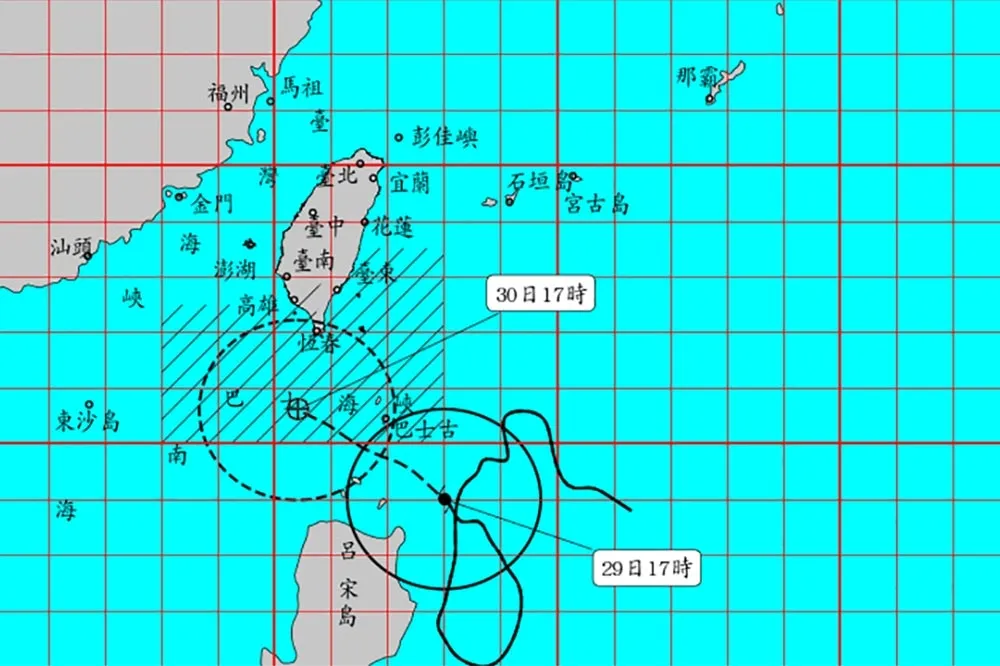 【快訊】中颱蘇拉發布陸警　屏東、恆春半島加強戒備