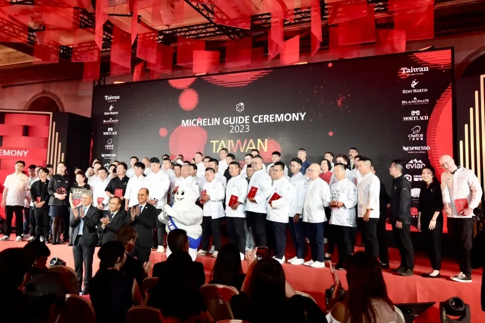 【完整名單】《2023 台灣米其林指南 》摘星餐廳共 44 間！頤宮六連霸　JL Studio、態芮躍升三星