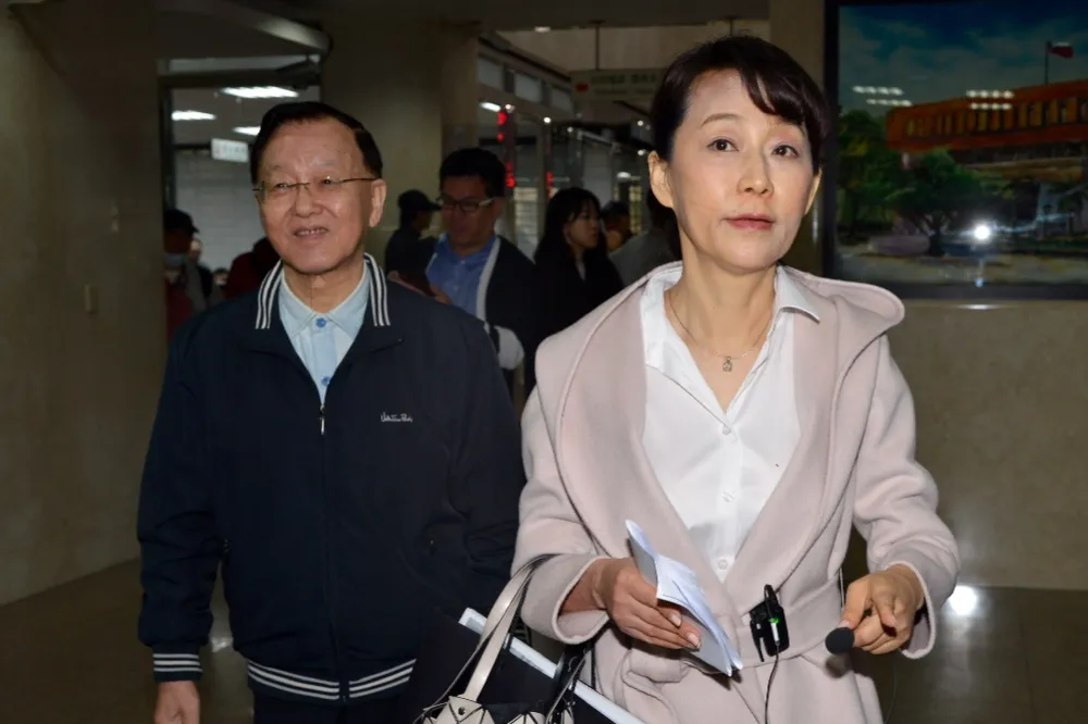 羅淑蕾怒控「誰摔死了李新」內容不實　盛竹如、郭新政二審改判有罪