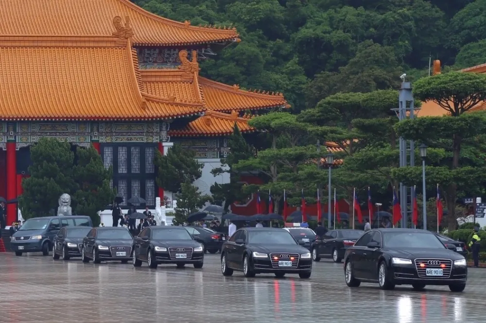 比蔡英文奧迪A8貴200萬　國安局編2700萬採購新式總統防彈座車
