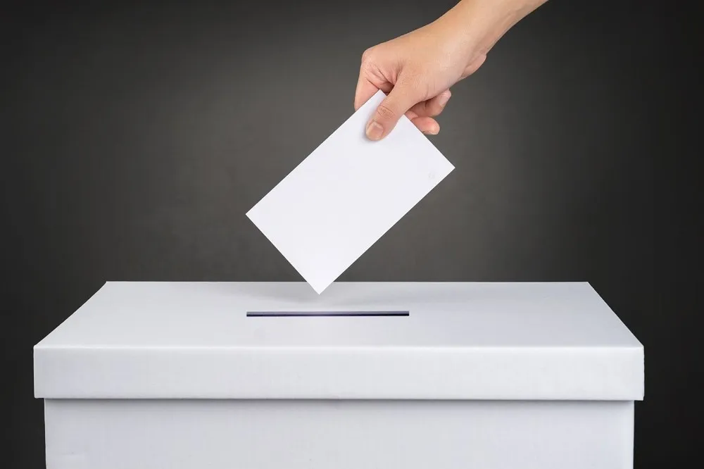 新加坡總統選舉今投票　12年來首次「三腳督」