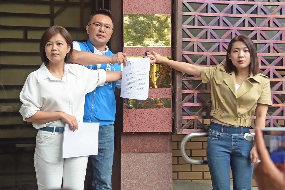 徐巧芯北檢告發陳吉仲圖利「超思」　台灣基進拿鏡子怒嗆：為什麼要造謠？