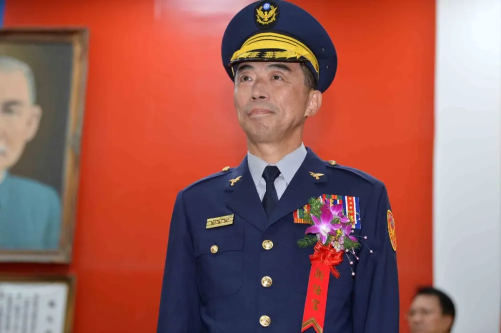「基泰建設副董是警政署前副署長劉柏良」　媒體人加碼爆：和綠能產業鏈有牽連