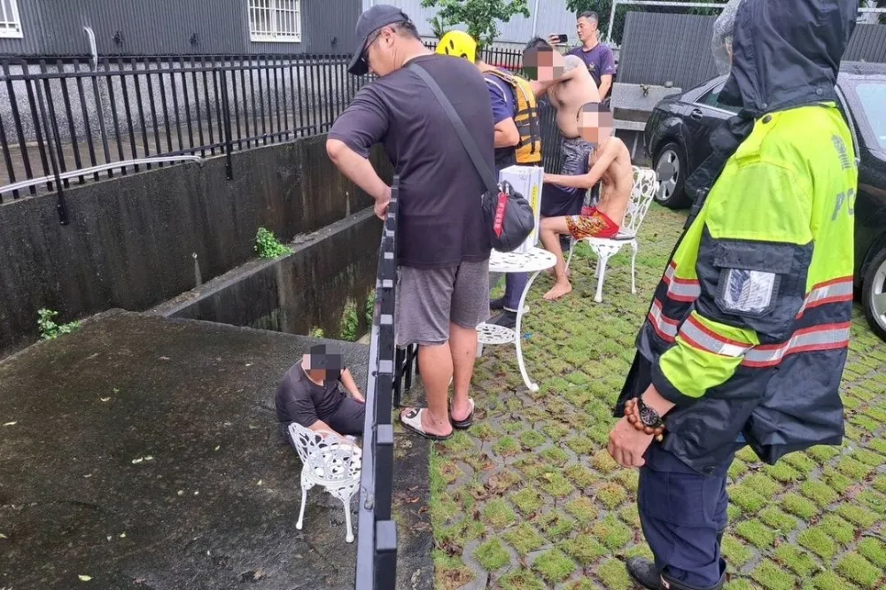 高雄暴雨4工人被沖進大圳　1人漂700公尺爬上岸脫困