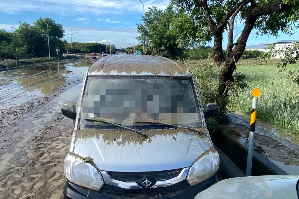 嘉義豪雨釀台82線大淹水　2長者受困車內逃生不及身亡