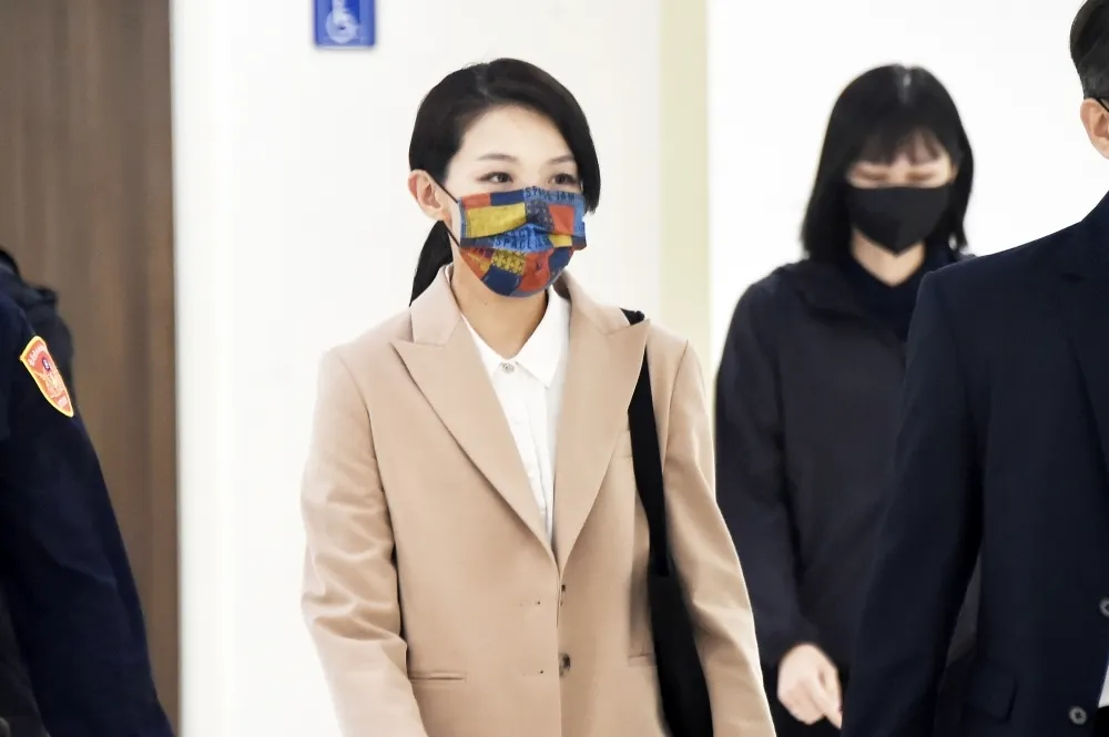 踢爆豪宅房東建商背景、男友疑當「白手套」　綠告發高虹安收受不當饋贈