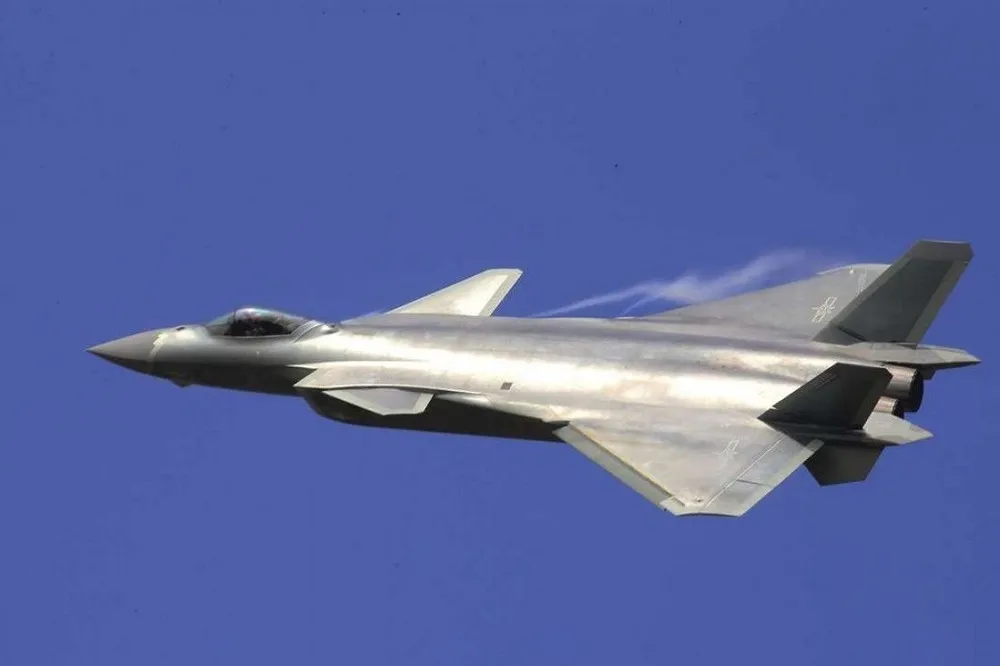 【有片】美將領評殲-20戰機　不具主導戰局能力、技術都是從美國偷的