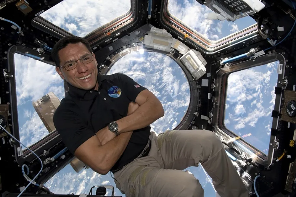 【有片】NASA太空人盧比歐宇宙生活逾355天　刷新美國人停留太空最長紀錄