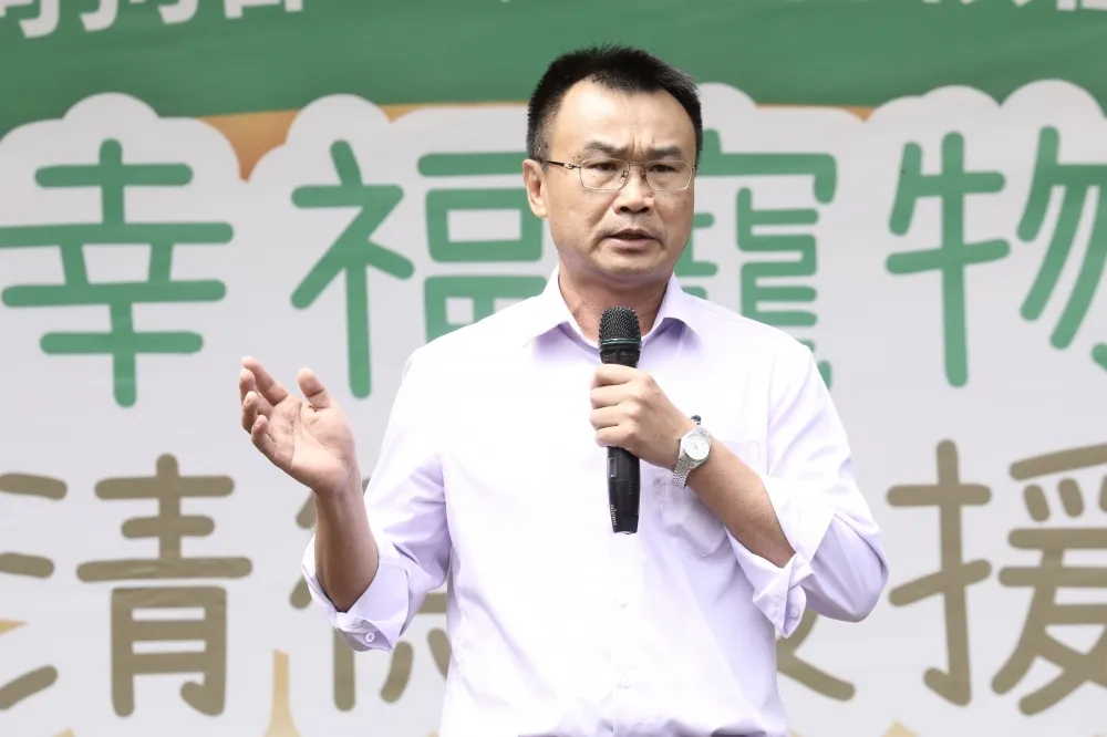 傳陳吉仲為進口蛋負責下台　行政院澄清：並無「請辭獲准」