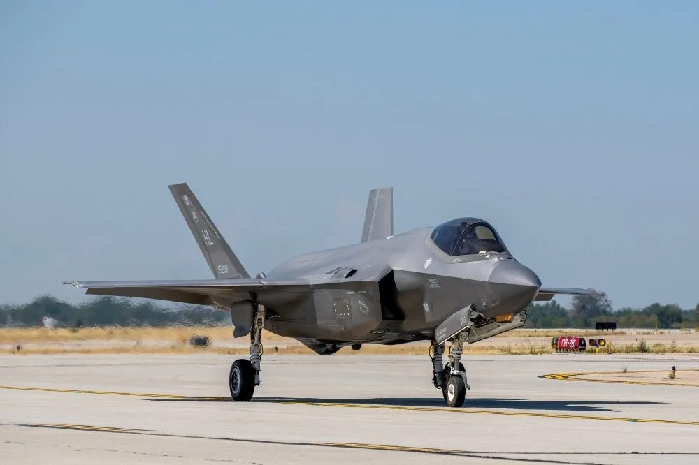 美軍第5代戰機F-35B墜湖失蹤　在X平台「發文協尋」