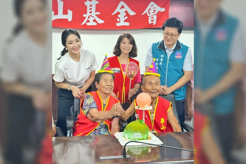 美女主播劉方慈中秋送愛　攜手各界一起「愛老人」