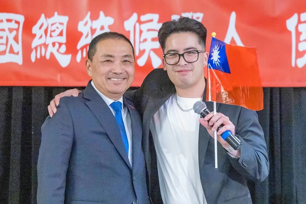 侯友宜訪美出現驚喜嘉賓　陳進興挾持過的南非武官養子現身相挺