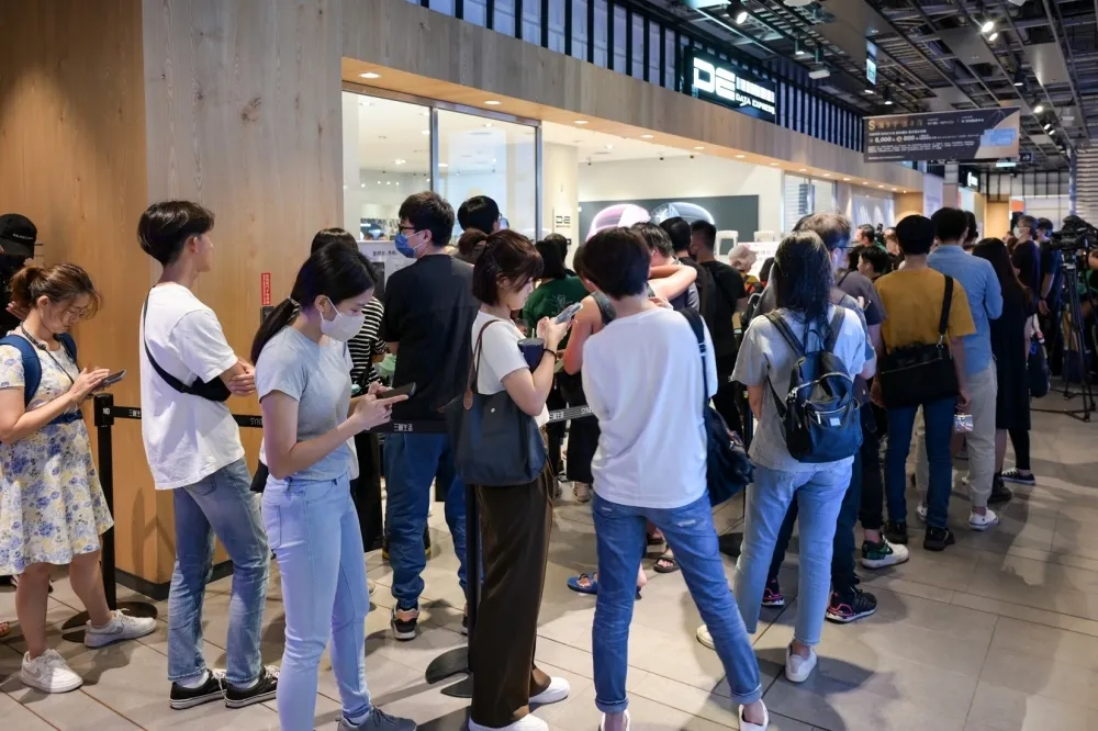 德誼數位開賣 Apple 新機！8 成民眾入手 iPhone 15 Pro 系列　周邊套餐最高現省 2,240 元