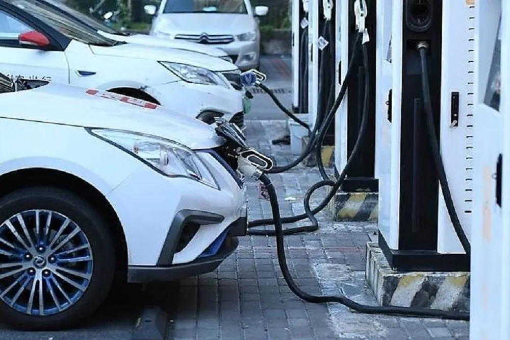 中歐經貿對話25日登場　聚焦電動車補貼
