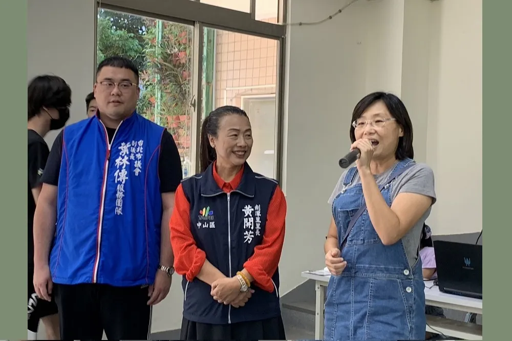 劍潭里舉辦中山區「中秋親子電競活動」　邀里民感受電競遊戲樂趣