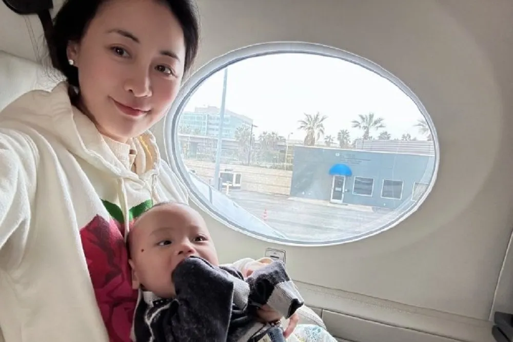 秦剛栽在這點？　情婦「大嘴巴」自爆找美籍代理孕母生子