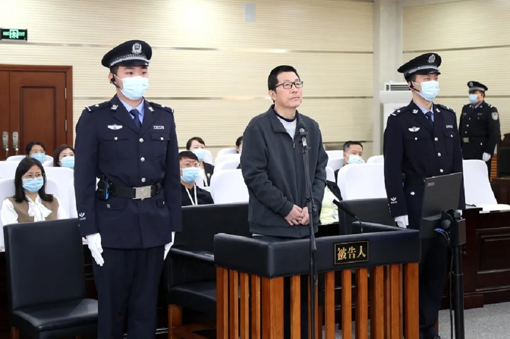 中國「晶片狂人」涉貪近21億　紫光集團前董座趙偉國認罪