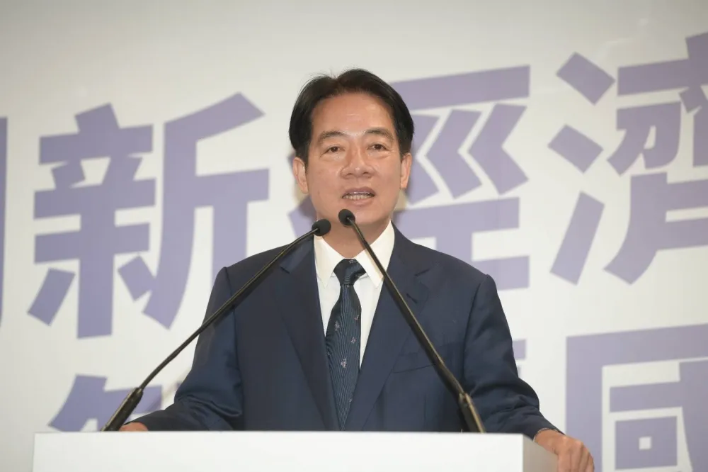 「Lin bay好油」道歉曬黨證稱將退黨　賴清德反問：若有民進黨理念怎會這樣？