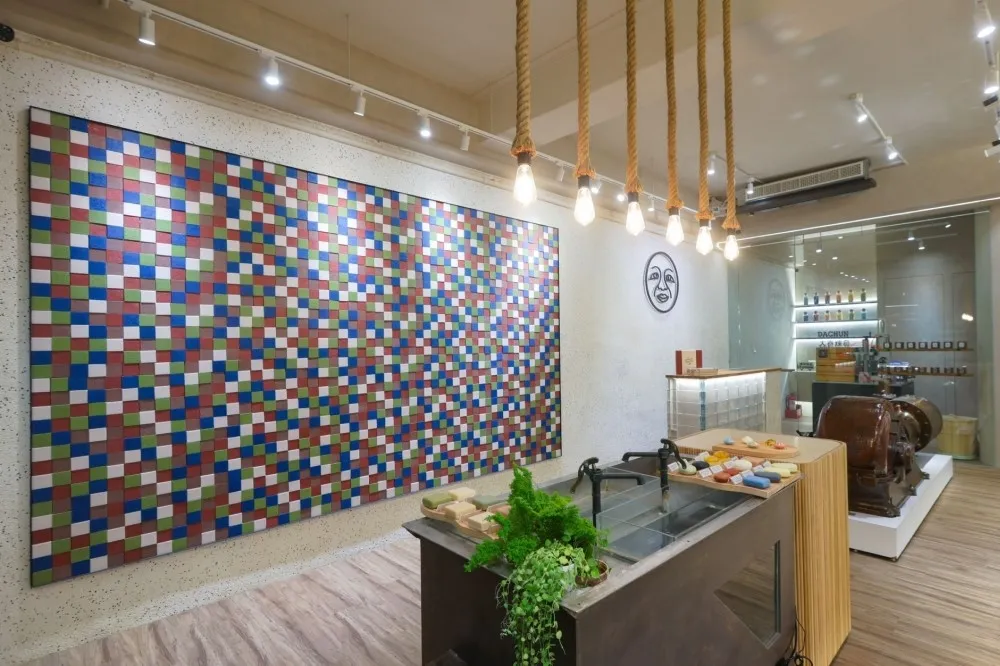 百年品牌「大春煉皂」旗艦店開張！攜手飯店推出環保「植續皂」　打卡免費兌換
