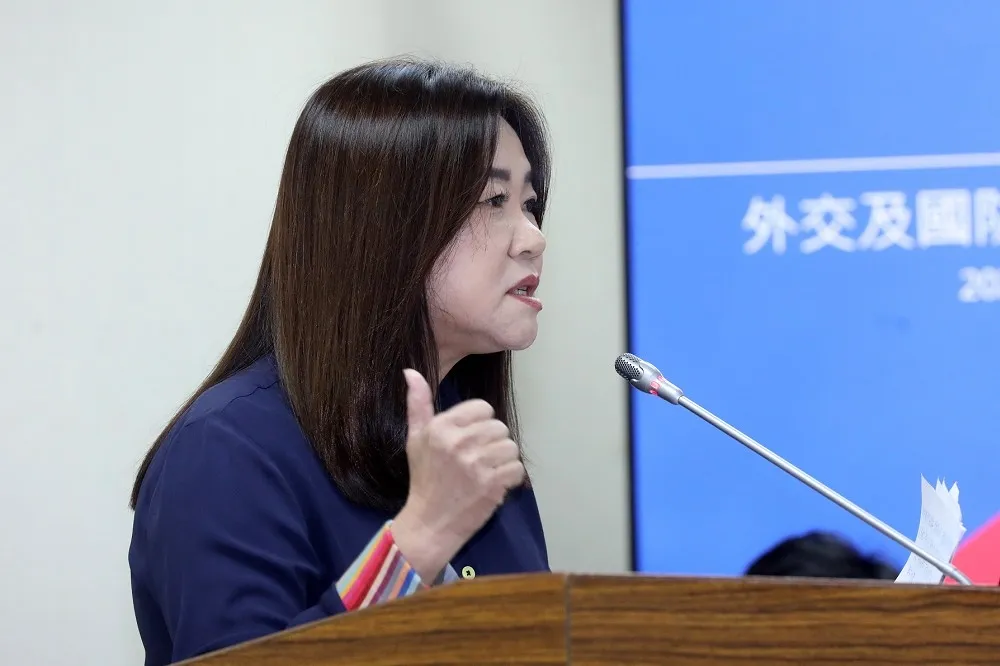 馬文君交出喬郭璽潛艦國造「錄音檔」　調查局長證實已立案調查、政戰局甩鍋檢調