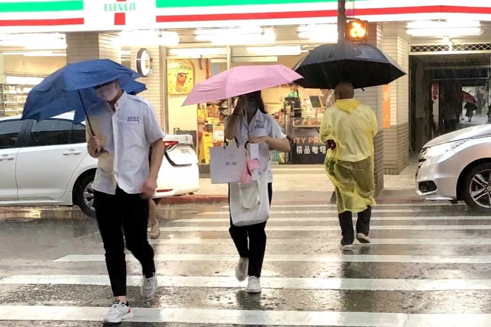 【快訊】花蓮也宣布了　全台6縣市今晚6點後停班停課