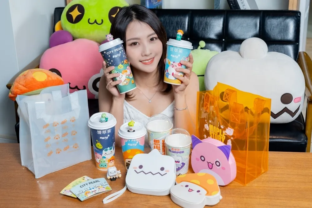 7-11 CITY 系列買 10 送 10、思樂冰第 2 杯半價！「新楓之谷」聯名造型杯塞、主題杯可愛登場