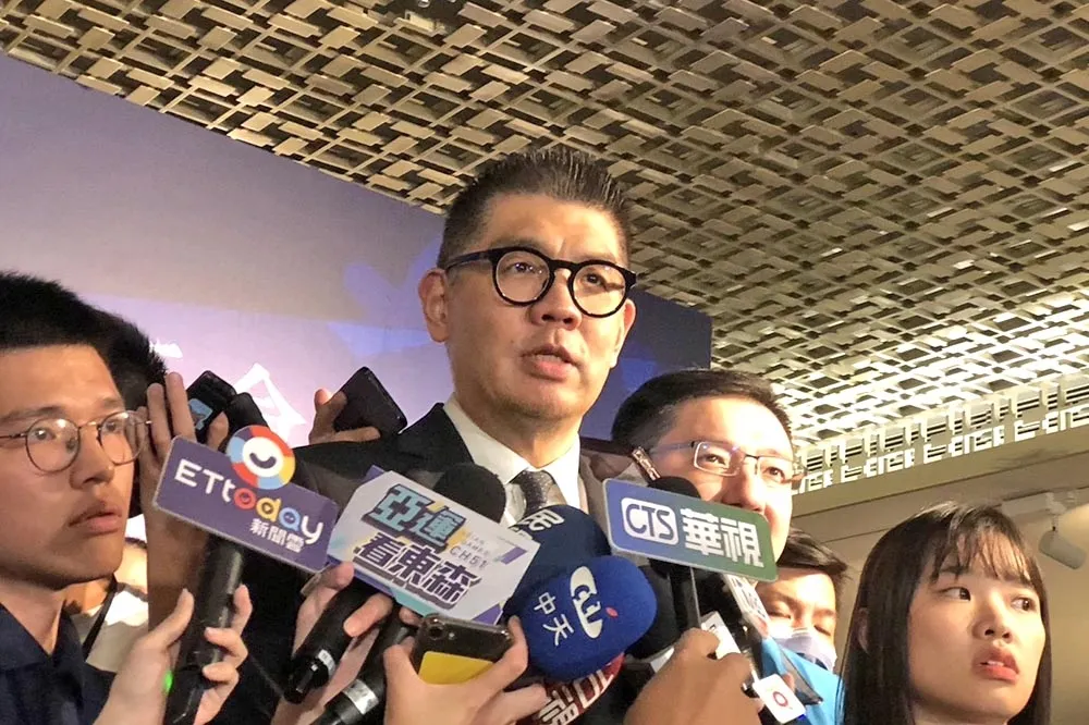 民眾黨嗆國民黨不敢「比民調」　連勝文：柯文哲一直放話很奇怪