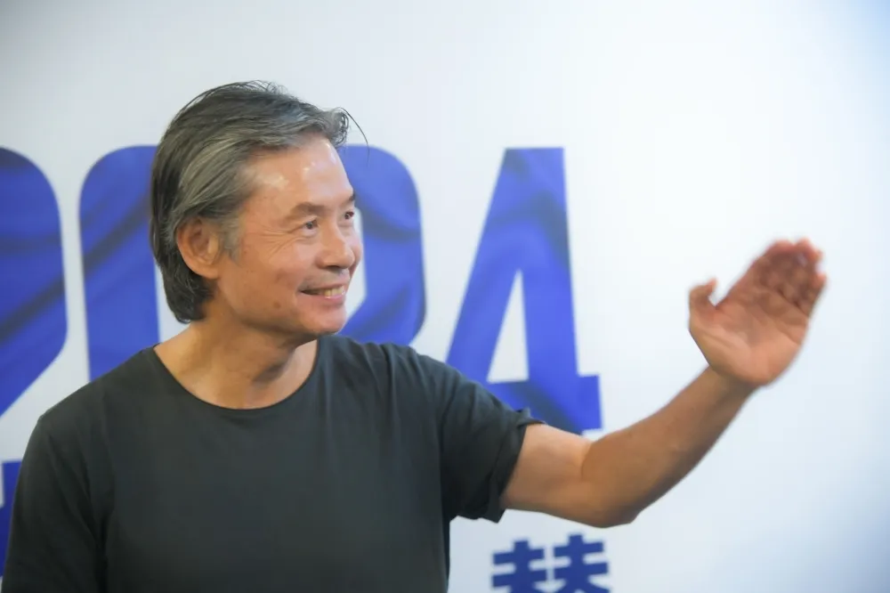 被侯競選廣告指雞蛋門神鄭文燦提告　金溥聰酸喊「歡迎」