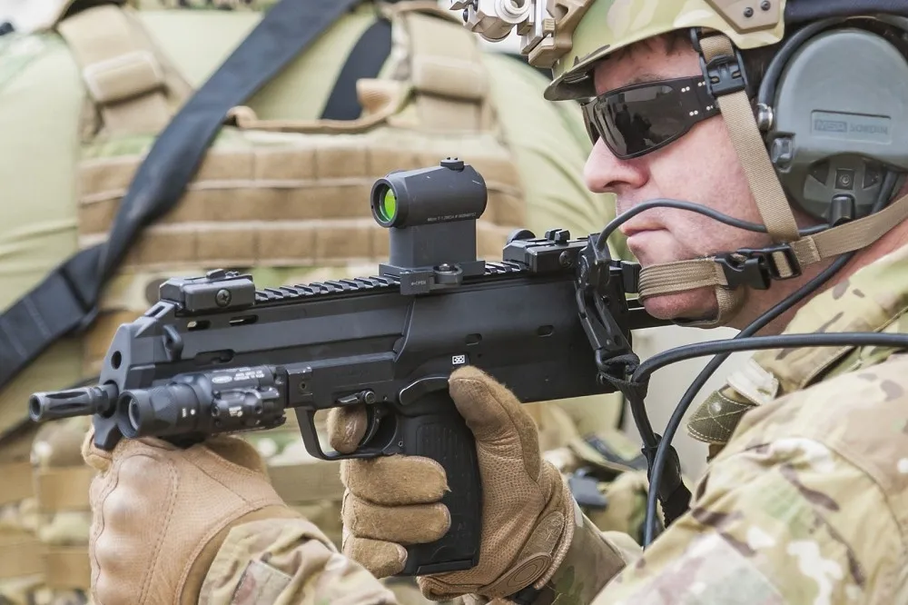 【有片】立陶宛宣布採購德製MP7衝鋒槍　簽署價值5700萬合約