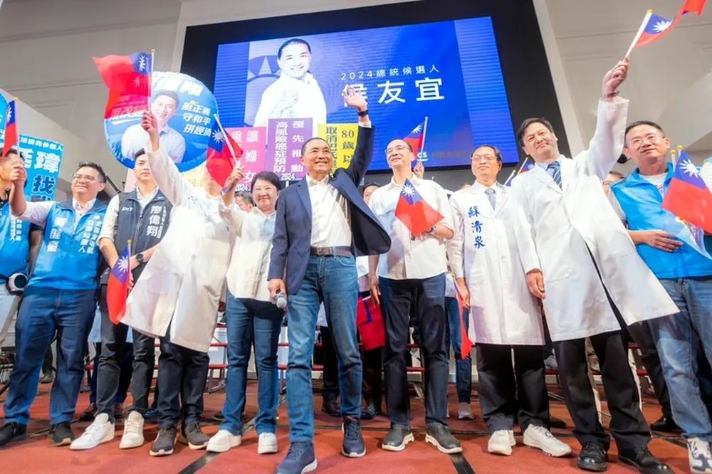 盧秀燕站台力挺侯友宜　感性高喊：「他是我的兄弟」