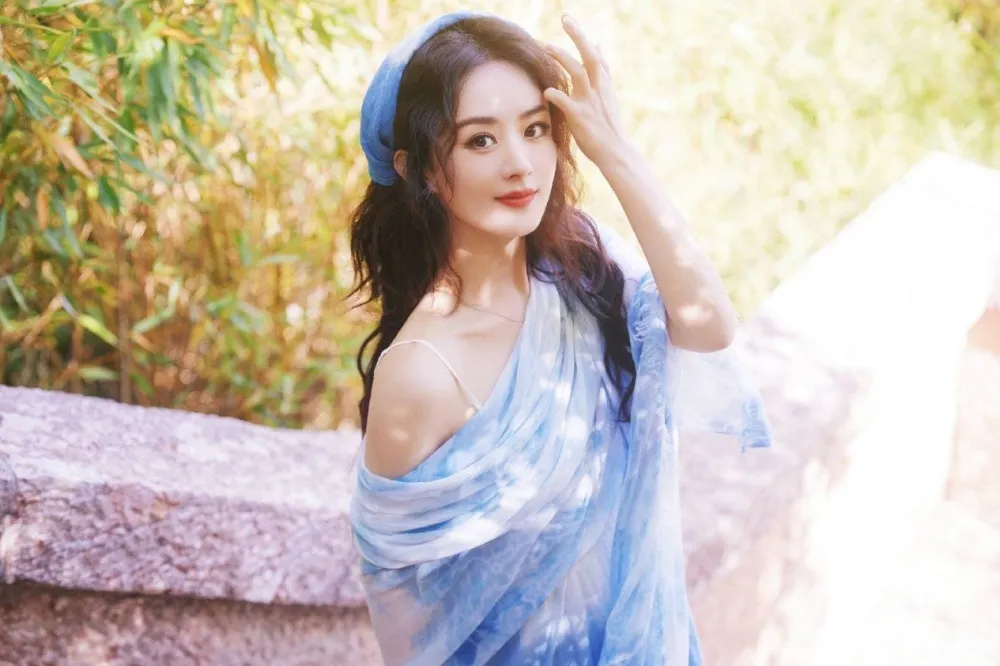 趙麗穎36歲生日曬美照超凍齡　全網關注她熱戀王一博緋聞