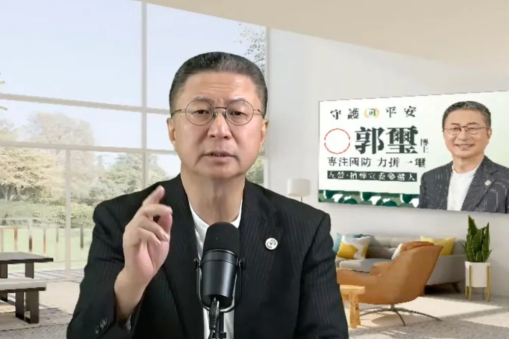 郭璽直播狂開地圖炮！嗆告徐巧芯「跟妳玩到底」 　諷馬文君修圖修很大