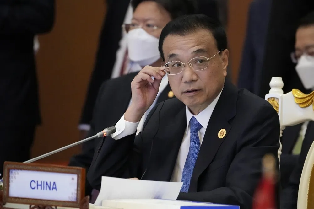 李克強曾坦言6億人均月薪1千人民幣　「接地氣」形象更勝習近平