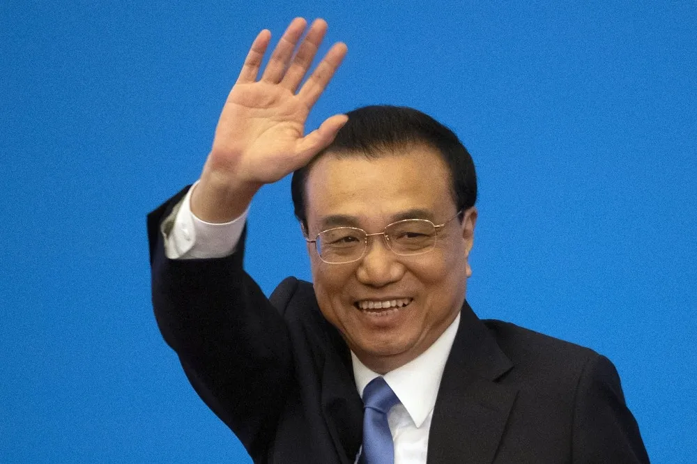 李克強去世引發陰謀論 　「被病死」滿天飛、微博關閉新聞評論