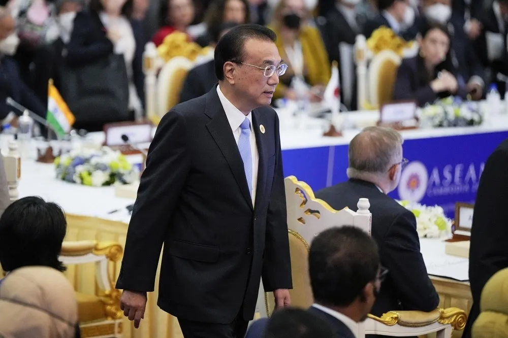 蒼生在念　有志難伸　李克強訣別群魔亂舞的末世