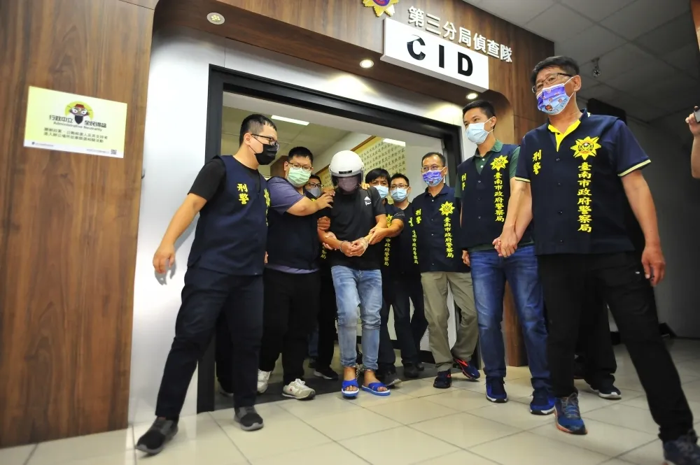 11/23宣判！台南殺警案凶嫌認罪道歉　家屬不接受求法官判死