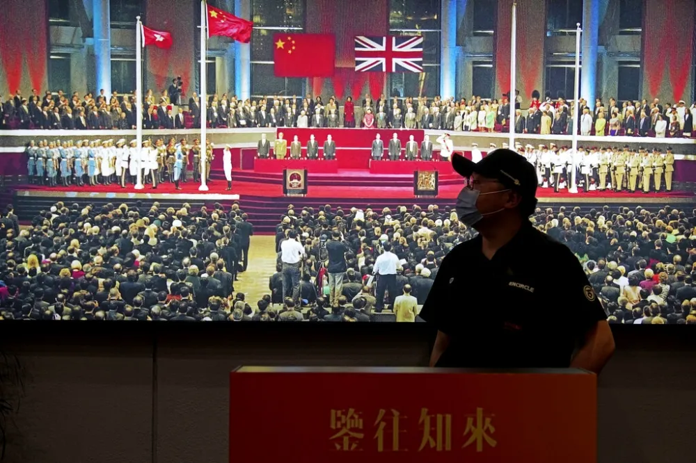 在台灣建構香港研究資料庫
