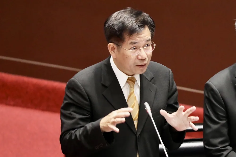 苗栗大成高中不退場又拖欠教職員薪資　教育部長：將重懲董事會