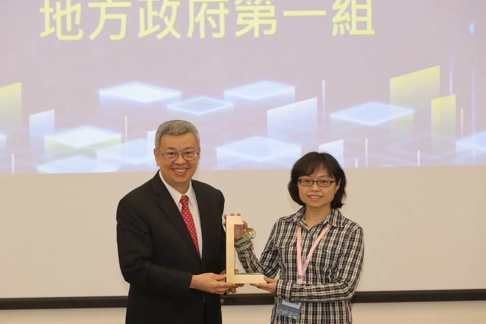 落實媽媽市長陽光政治　中市府唯一連五年獲中央金質獎