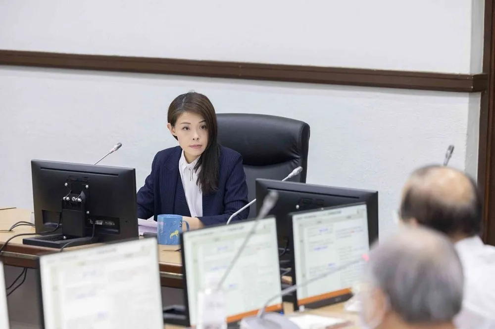 縣市合作共推大新竹輕軌！ 竹市府召開「新竹輕軌專家座談會」聽取專業凝聚可行方案