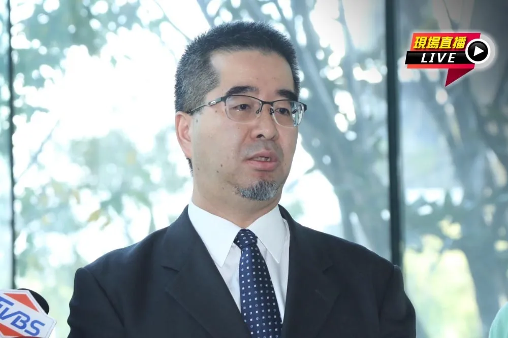 【直播】馬英九藍白合支持全民調　蕭旭岑09:40受訪說明