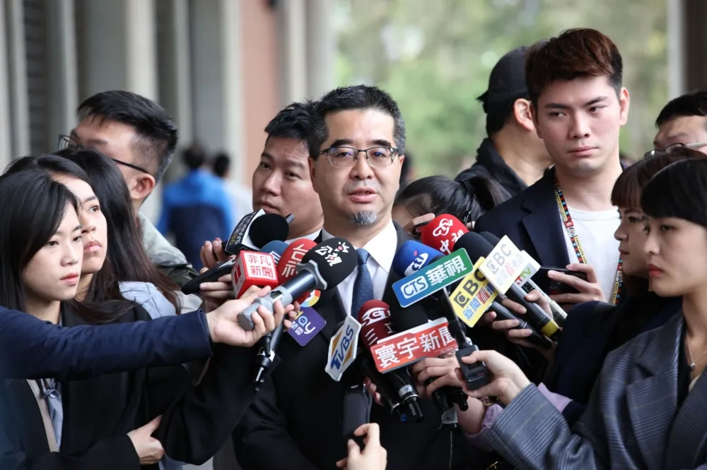 柯拋找馬英九當藍白合見證人　馬辦：若朱立倫接受願配合