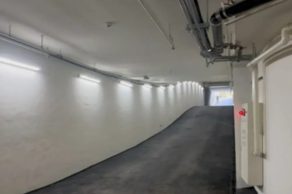 大巨蛋測試賽倒數5天　卻遭踢爆：場館缺指示牌、地下停車場沒反光標誌