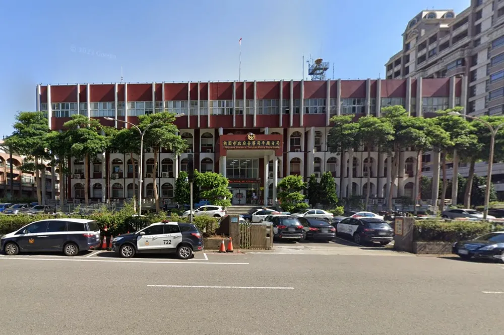桃警小隊長包庇賣淫集團貪污起訴今獲交保　平鎮分局依法停職