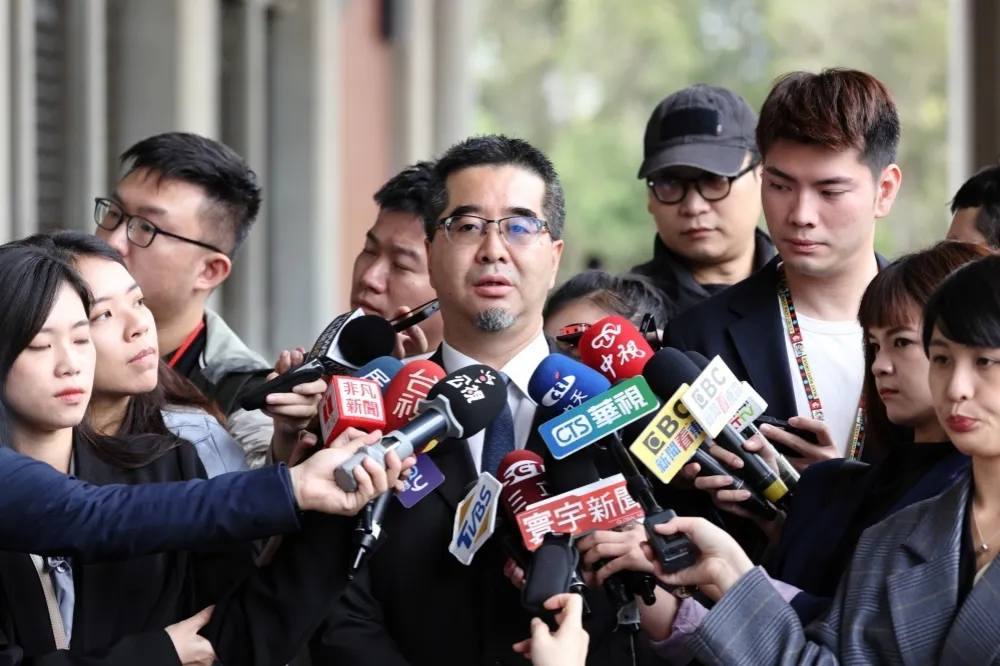 批金溥聰已讀不回不接受全民調　蕭旭岑轟：只在乎被突襲代表不在乎民意
