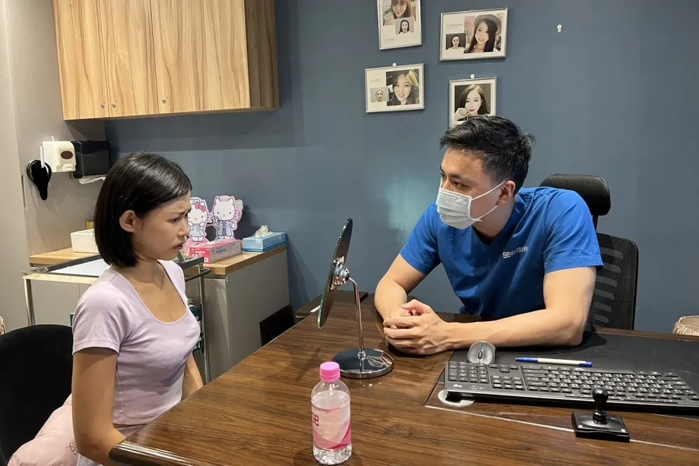 Z世代23歲就開始抗老？近8成女性最怕長皺紋　醫師建議掌握成因再搭配療法