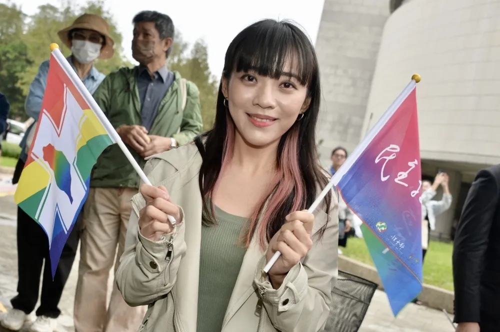 黃捷酸韓國瑜列不分區是復辟　回高雄輔選「要勾起被淘汰的回憶嗎？」
