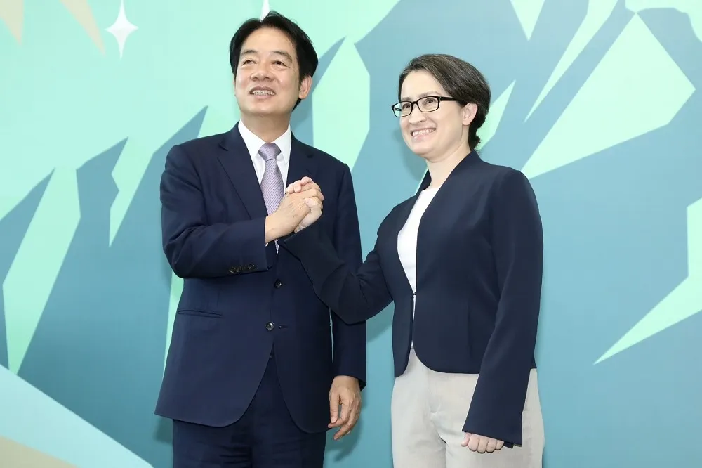 【賴蕭配成軍】首度合體亮相　蕭美琴深情喊：我回來了！為台灣責無旁貸撩下去